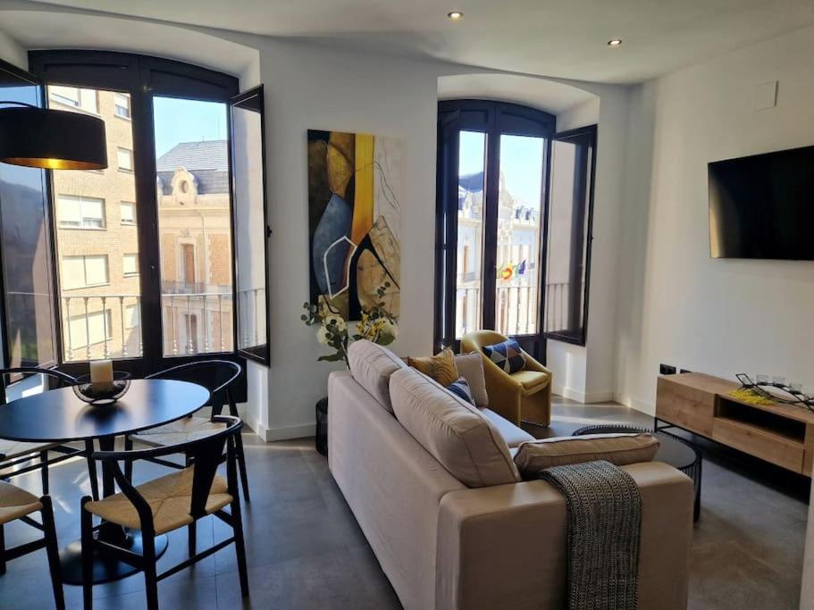 Duplex De Diseno Jaen Centro-Catedral Daire Dış mekan fotoğraf